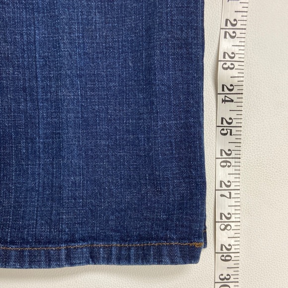 Levi’s 550 Relaxed Boot Cut Jeans Lined Dark Wash, Size 6 Medium - Picture 6 of 11